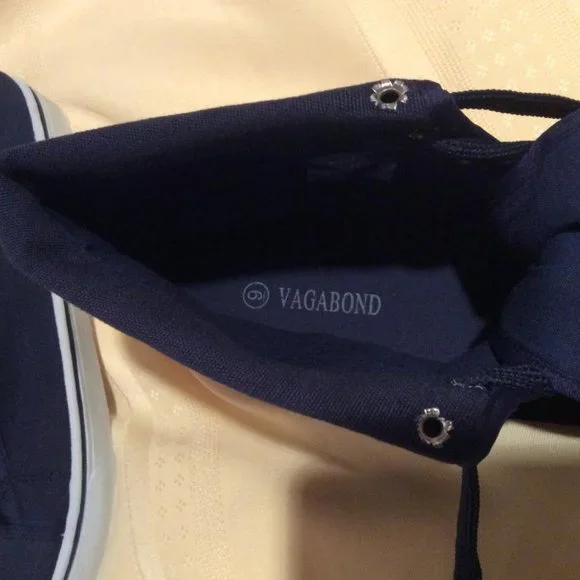 Vagabond NWOT Hi-Top navy blue canvas Sneakers womens size 9 - Picture 8 of 8